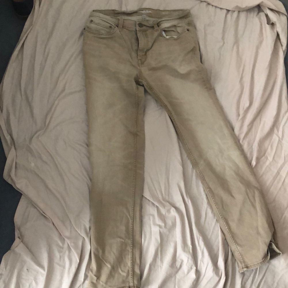 32x32 men’s Goodfellow Khakis
